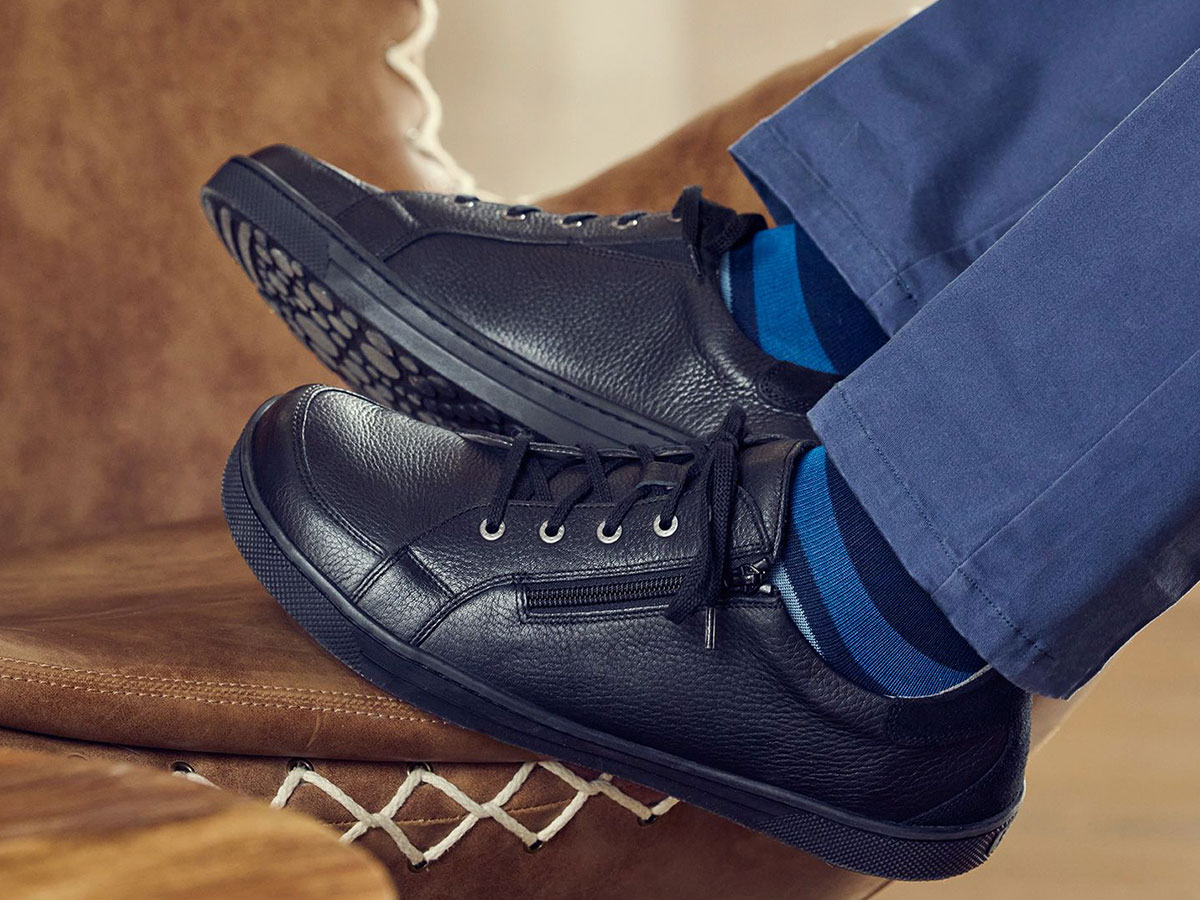 BÄR Schuhe Herrenschuhe Businessschuhe Sven schwarz Rindveloursleder wasserabweisend, Rindnappaleder wasserabweisend Emotionsbild