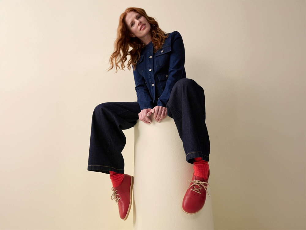 BÄR Schuhe Damenschuhe Freizeitschuhe Carey rot Kalbnappaleder wasserabweisend Emotionsbild