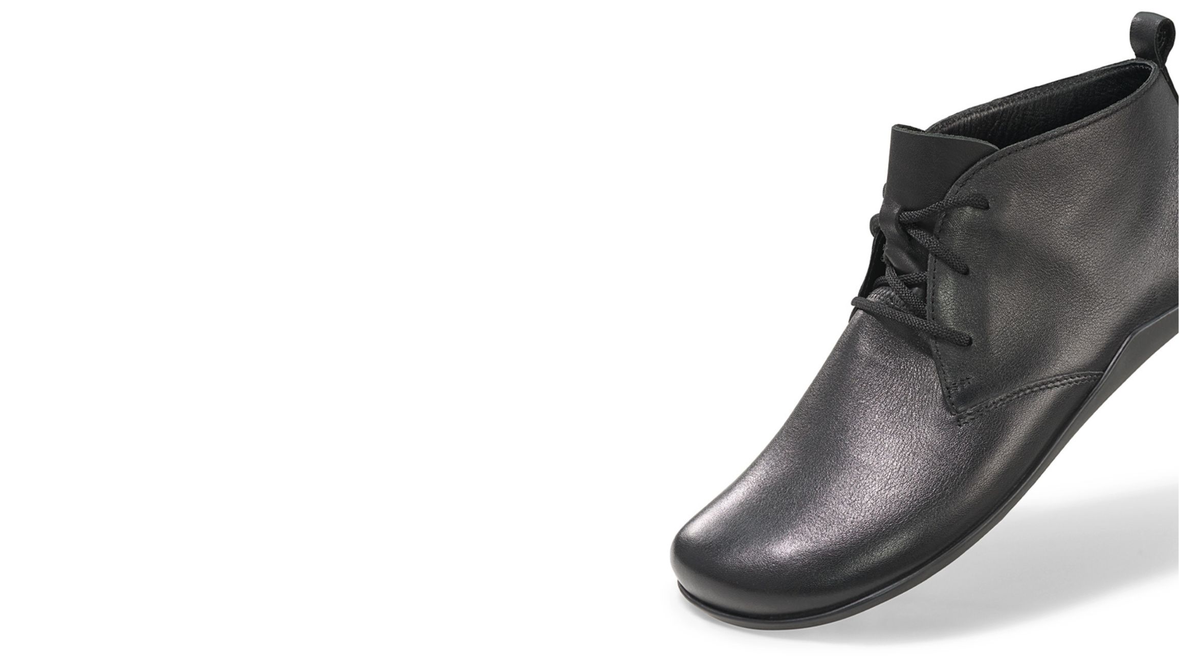 PURE FREIHEIT FÜR IHRE FÜßE: